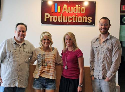 12 3899dfe821816fbcb3db3e3b23f81585 p-1